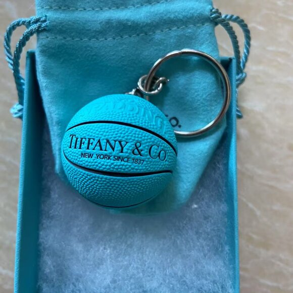 TIFFANY & CO. X SPALDING Collab Limited Edition Tiffany...